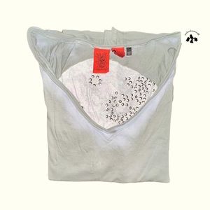 A&G short sleeve size L skull with rhinestones